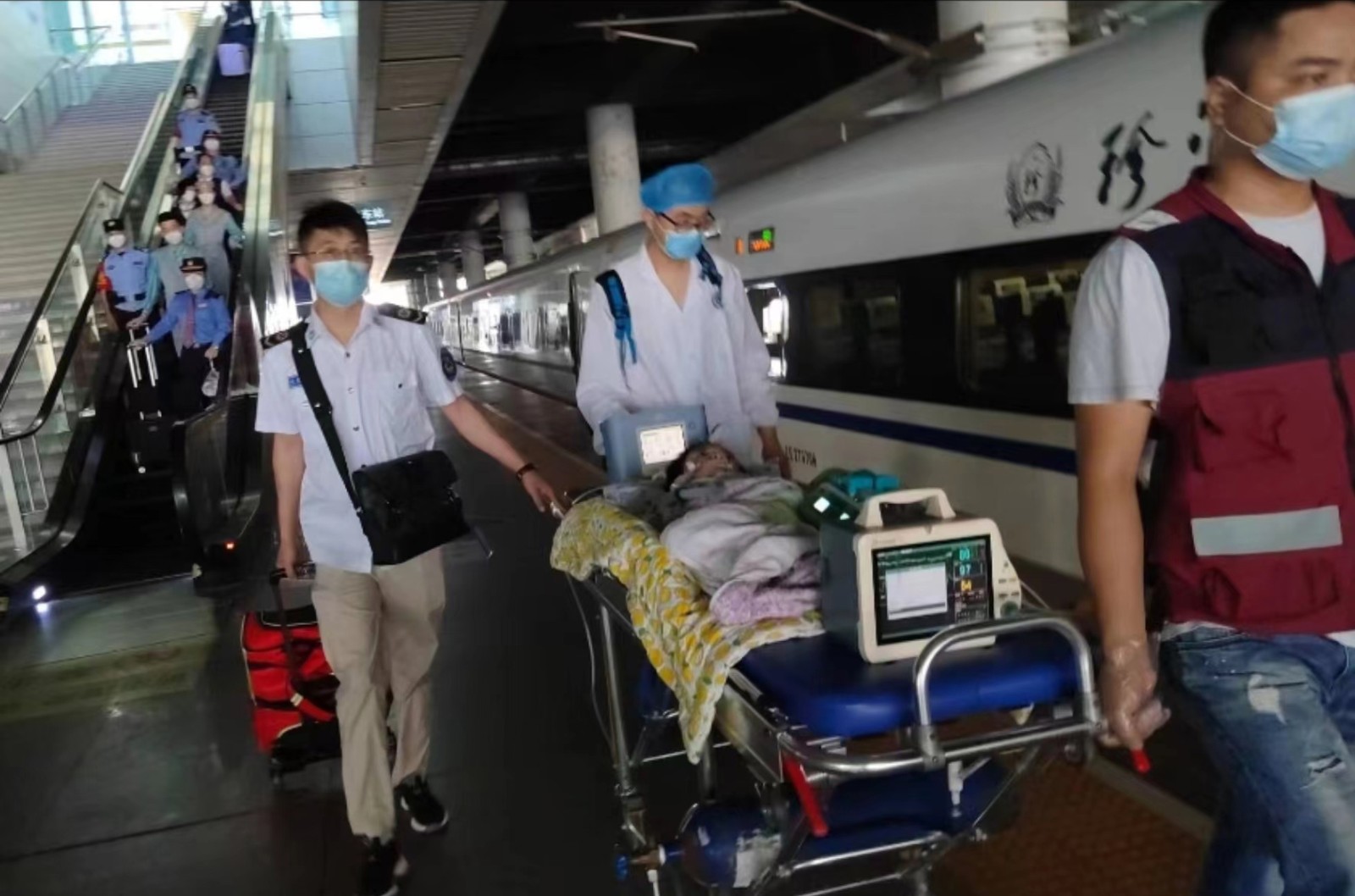 乐亭县高铁转运公司